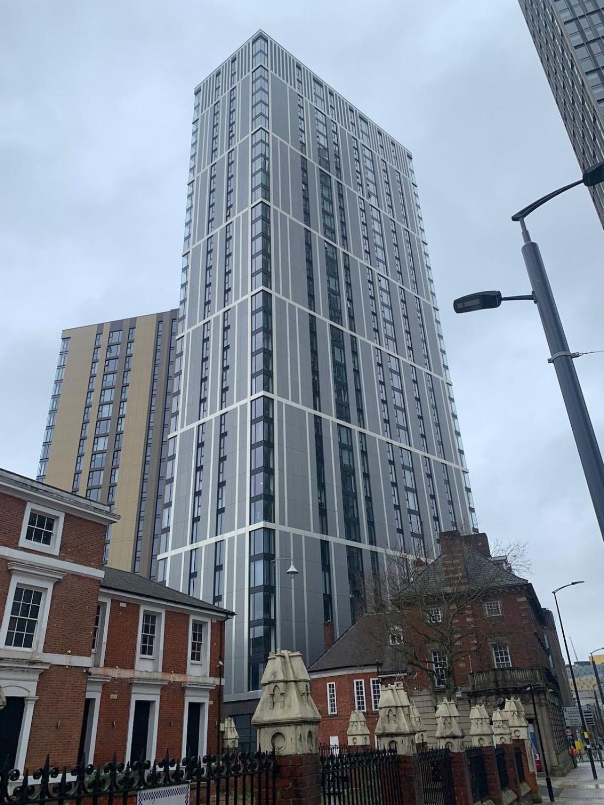 Elegant 2 Bedroom Aparment On Broad Street Birmingham
